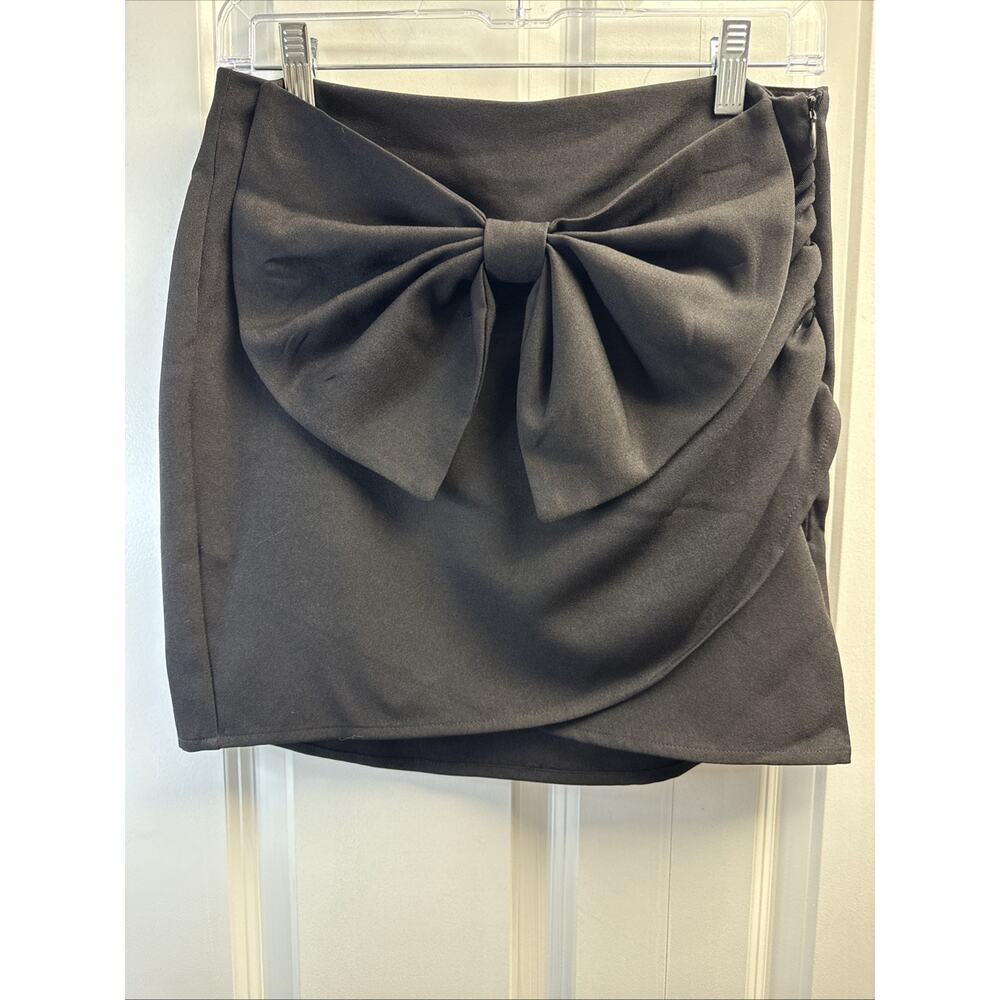 VERO MODA Women's Size 2 Mini Large Bow Black Polyester Blend Side Zip Skirt NWT - Picture 4 of 10